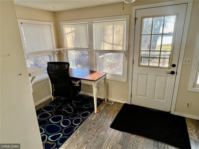 Building Photo - 10301 Boundary Creek Terrace