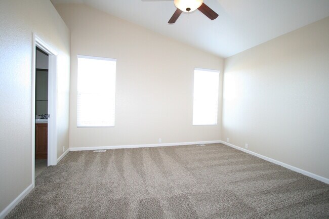 Building Photo - True one-level living home near trails and...
