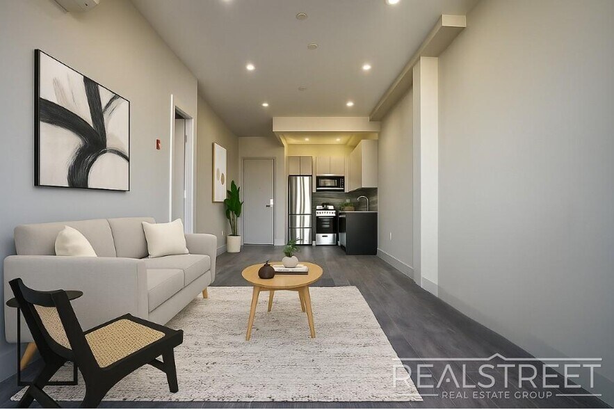 Building Photo - NEW 1 Bed in Prospect Park South!