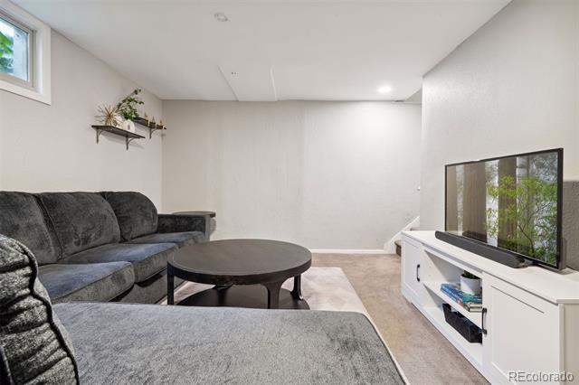 Building Photo - 3310 Ivy St