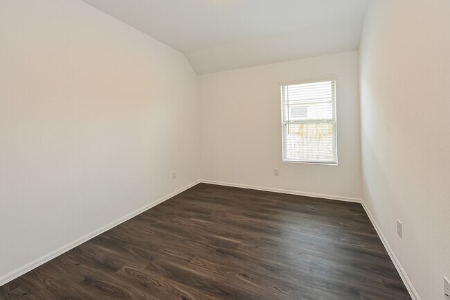 Building Photo - 5228 Pine Pass Dr