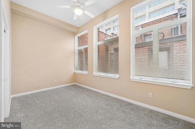 Building Photo - 1720 Sansom St