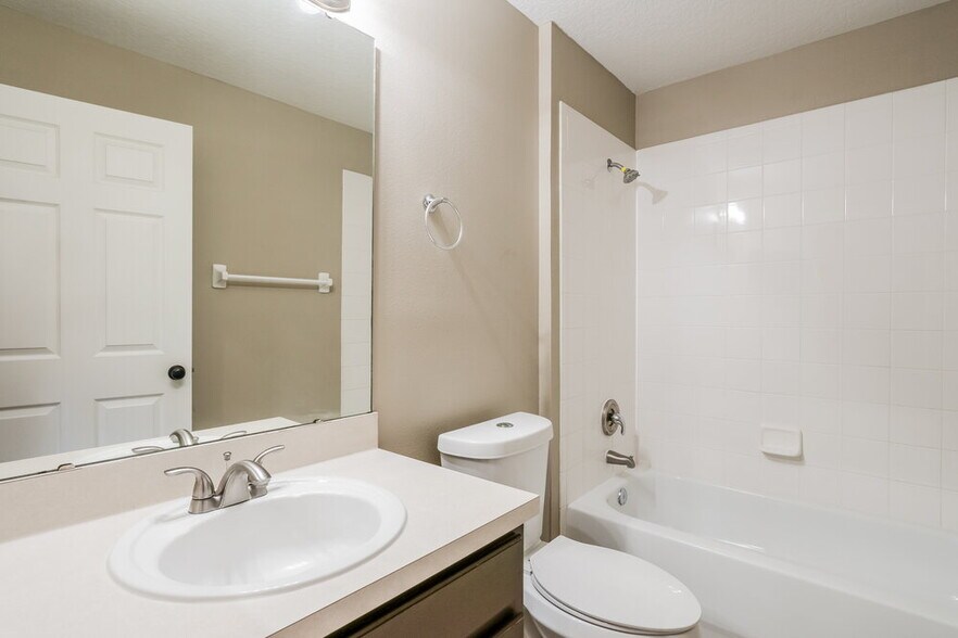 Building Photo - 2342 Cerberus Dr