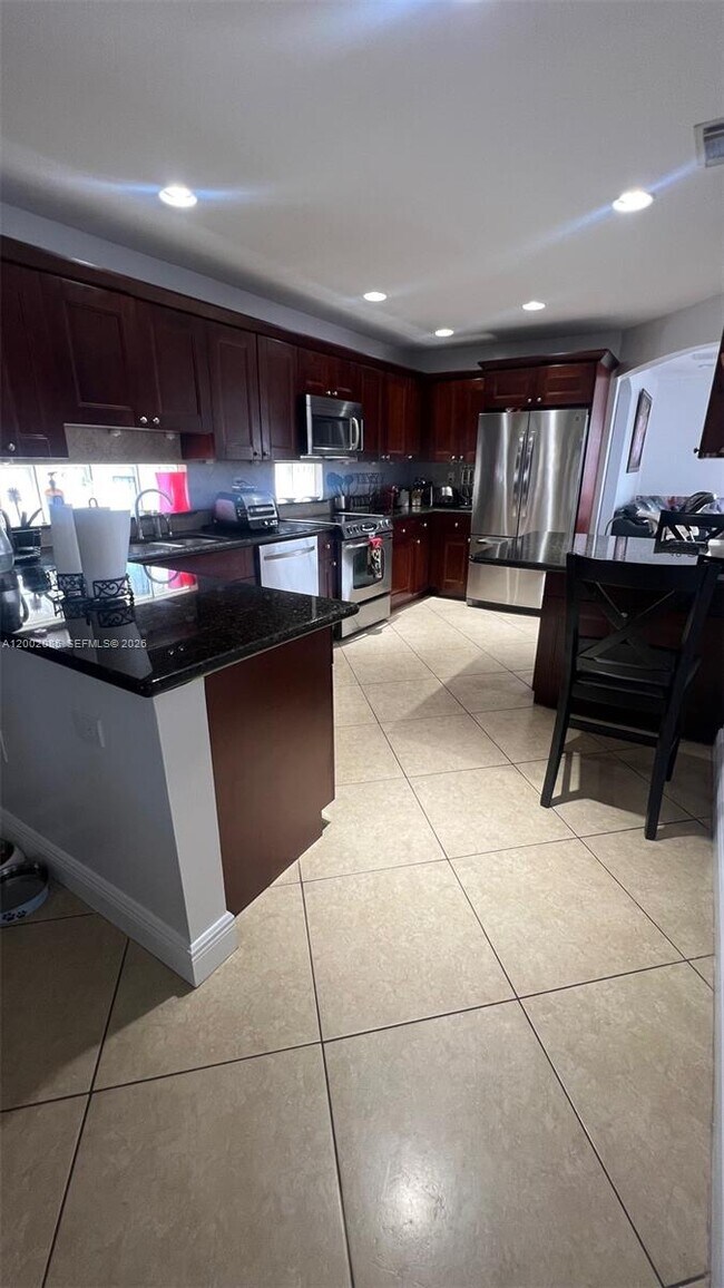 Building Photo - 1590 Seagrape Way