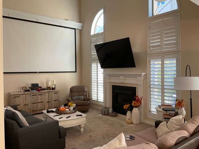 Living room - 9227 Honors Way