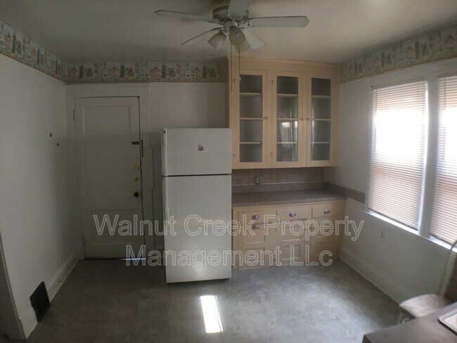 Building Photo - 1593 Winchester Ave