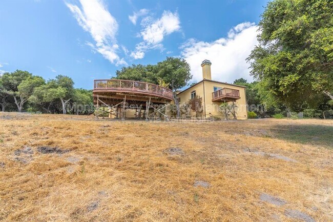 Building Photo - 287 Laureles Grade
