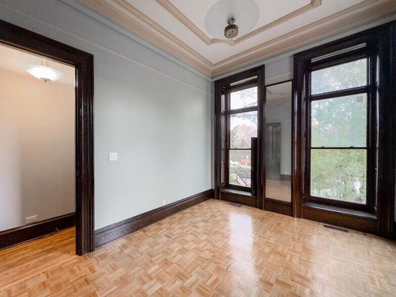 Building Photo - 238 S Ashland Ave