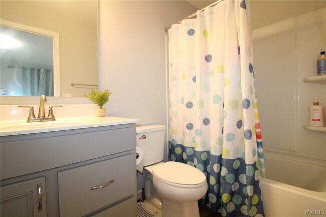 Building Photo - 818 Memsie Dr