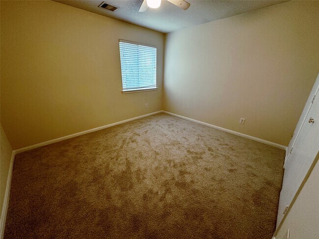 Building Photo - 11723 Standing Pine Ln