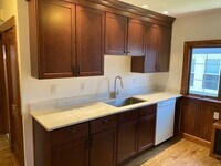 Building Photo - 31 Pierce Ave