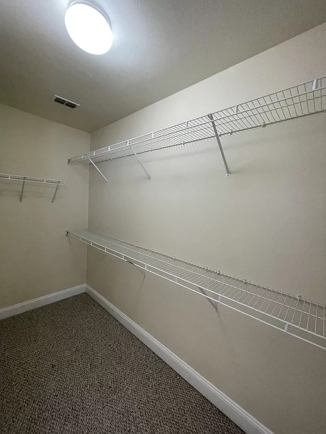 Building Photo - 572 Wingspan Way