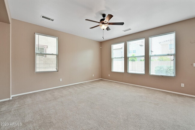 Building Photo - 1165 E Gail Dr