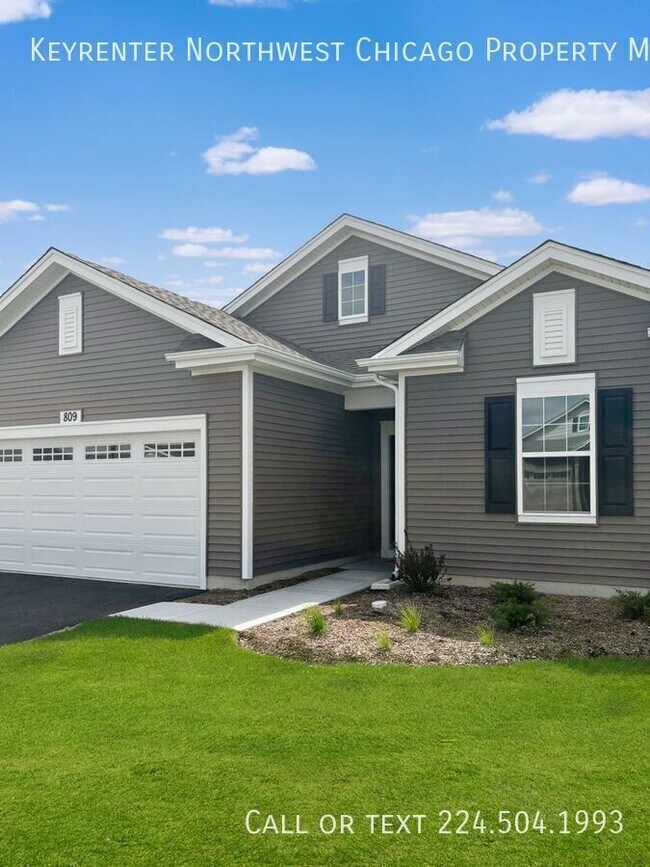 Building Photo - 809 Mesa Ln