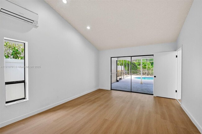 Building Photo - 9721 Majestic Way