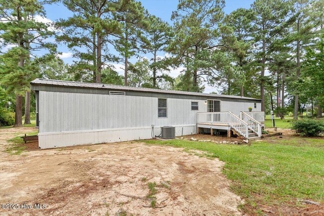 Building Photo - 10317 Giles Rd