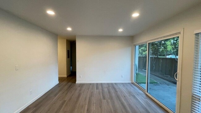 Building Photo - 1919 Ygnacio Valley Rd