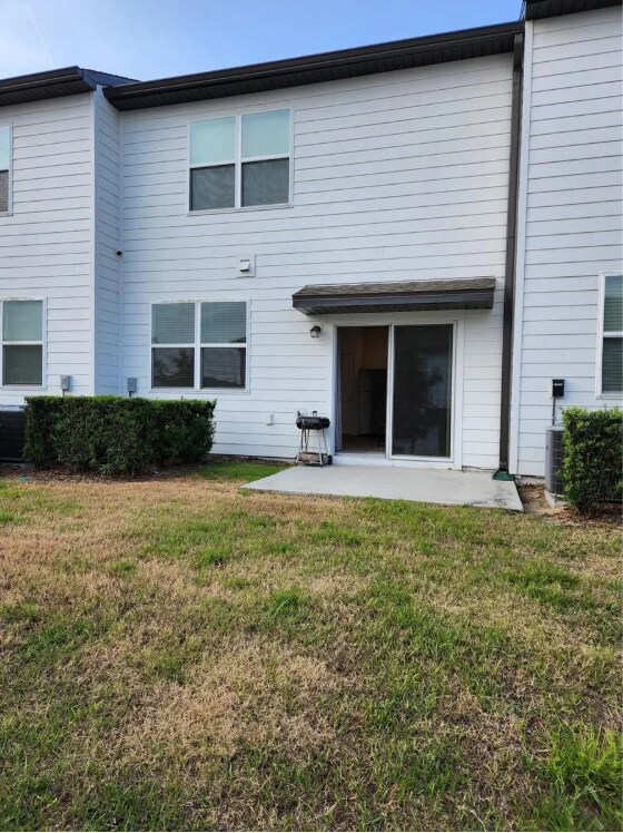Building Photo - 720 Madison Dr