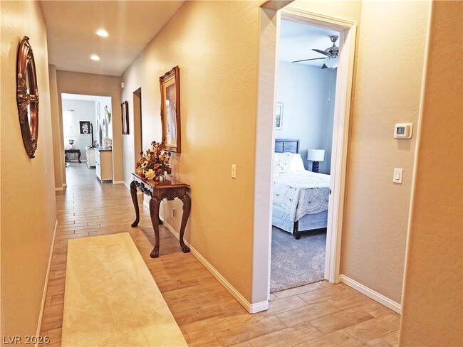 Building Photo - 4901 Fairwood Ct