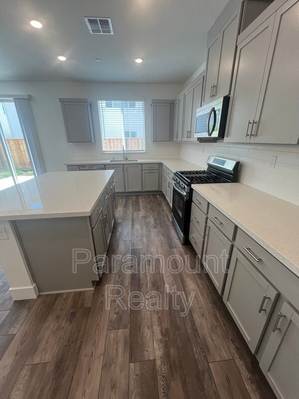 Building Photo - 3310 Tibidabo St