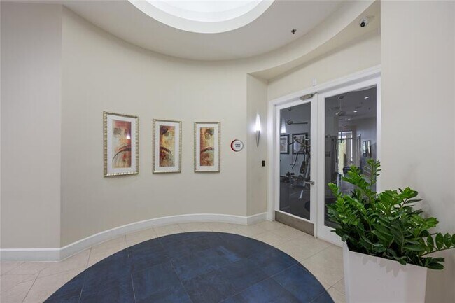 Building Photo - 1830 Radius Dr