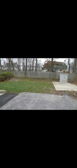 Building Photo - 278 Valley View Road