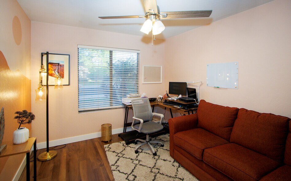 Building Photo - 1458 S Palomino Creek Dr