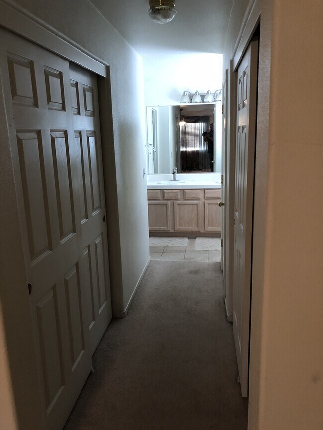 Building Photo - 1281 Mt Brewer Ct