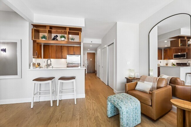 Building Photo - 20 Newport Pkwy