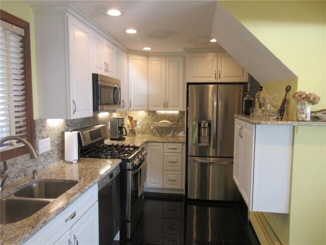 Building Photo - 160 Colonel John Gardner Rd