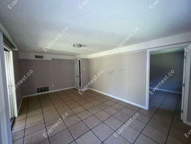 Building Photo - 8022 W 28th St