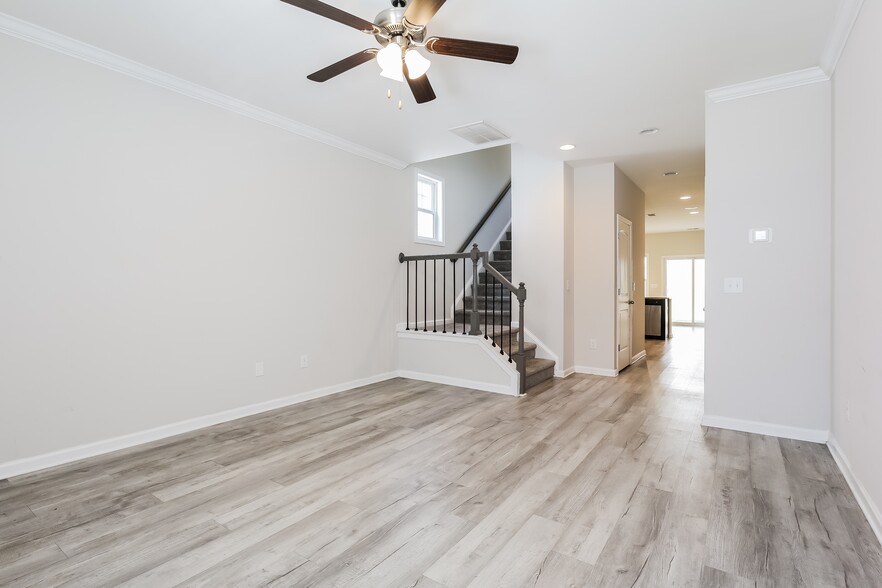 Building Photo - 136 Highland Park Ct