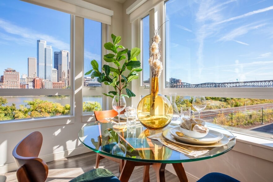 Glasshouse Pittsburgh 160 E Station Square Dr Pittsburgh PA 15219