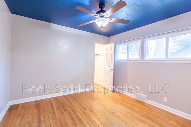 Building Photo - 1103 Platte Ave