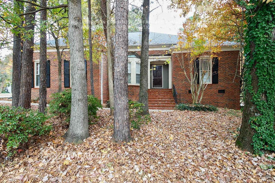 Primary Photo - 9936 Mountain Laurel Ln