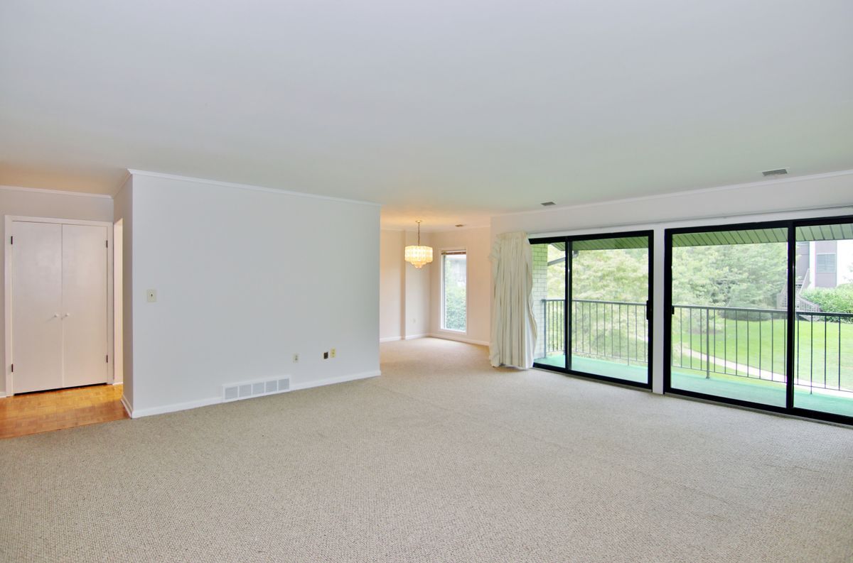 Building Photo - 249 Hamilton Ave