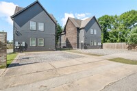 Building Photo - 3426 Tuam St