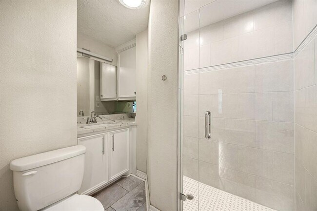 Building Photo - 9762 Tappenbeck Dr