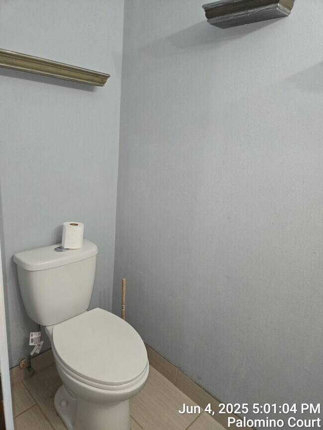 Building Photo - 6136 Palomino Ct