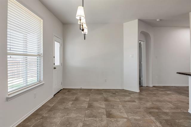 Building Photo - 10113 Saltbrush St