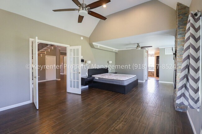 Building Photo - Incredible 4 Bedroom 4 Bath Home in Owasso!!!