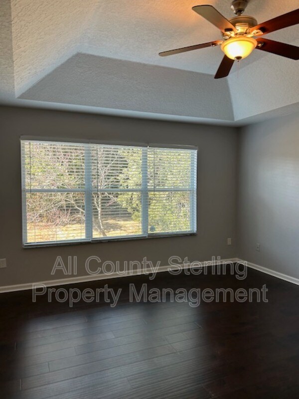 Building Photo - 1664 Pine Bay Dr