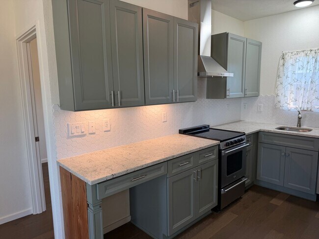 Building Photo - Beautiful 1 bedroom 1 bath unit in Springfield!