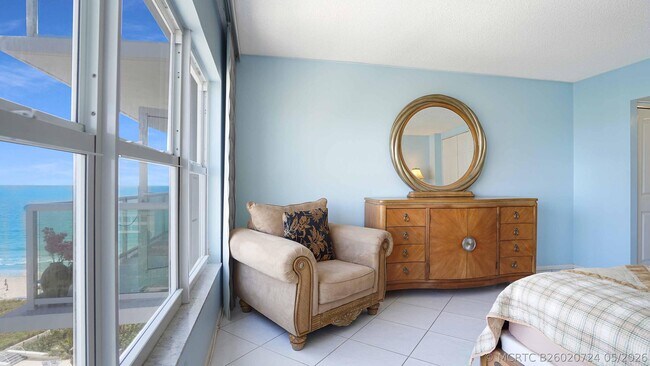 Building Photo - 3550 Galt Ocean Dr