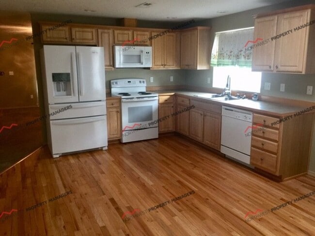 Building Photo - STATUS: AVAILABLE-| R104 | $2195.00