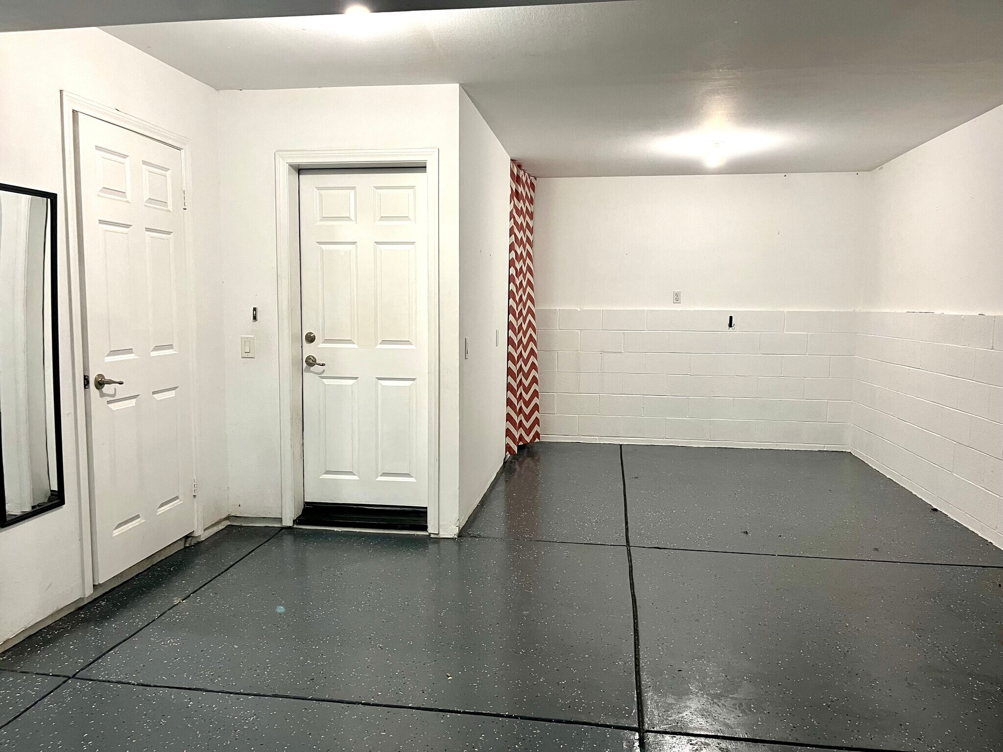 Building Photo - 16619 Yukon Ave