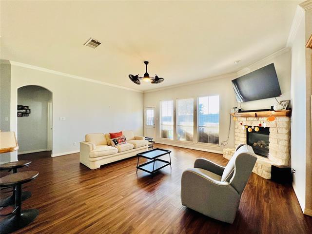 Building Photo - 9220 Edgemont Dr