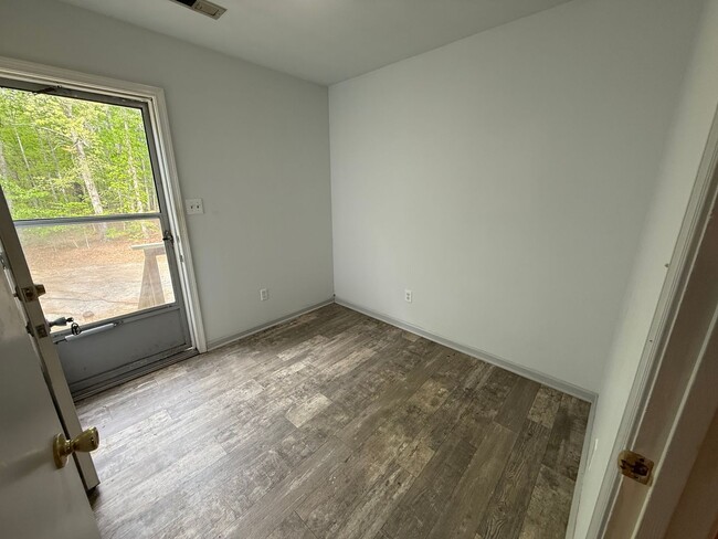 Building Photo - 15487 W James Anderson Hwy