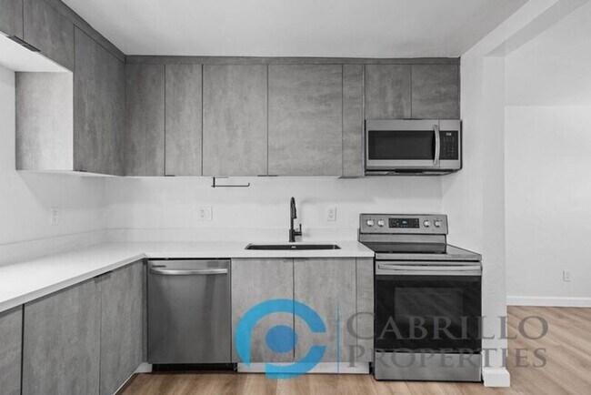 Building Photo - 4123 Kansas St