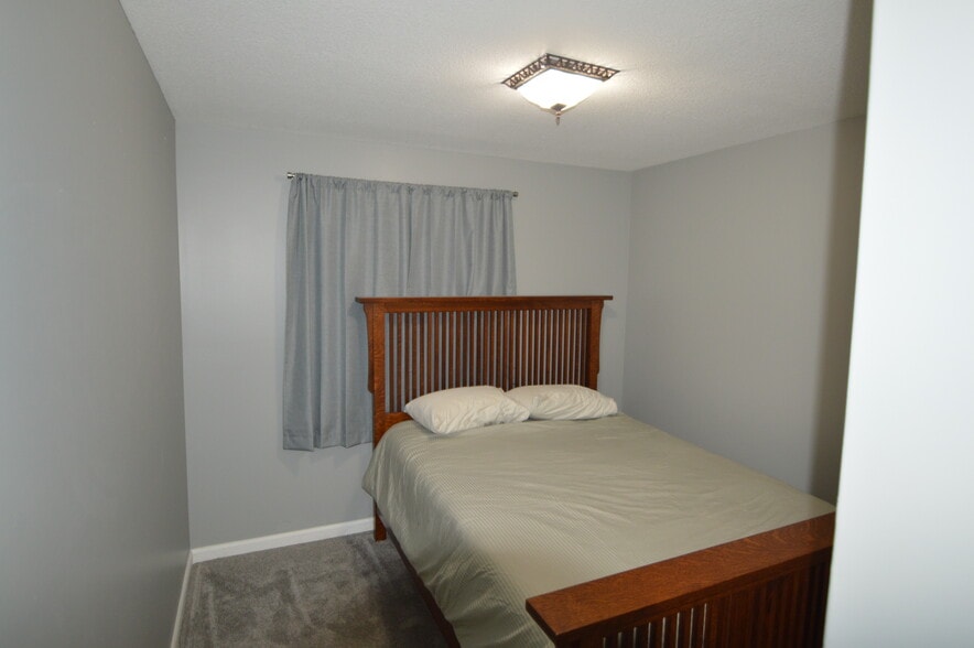 Building Photo - 288 97th Ln NE